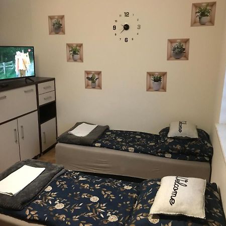 Kris Apartment Kajetany Zewnętrze zdjęcie